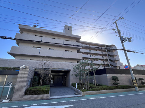 レックス・ラフィーナ西宮北口-0-0