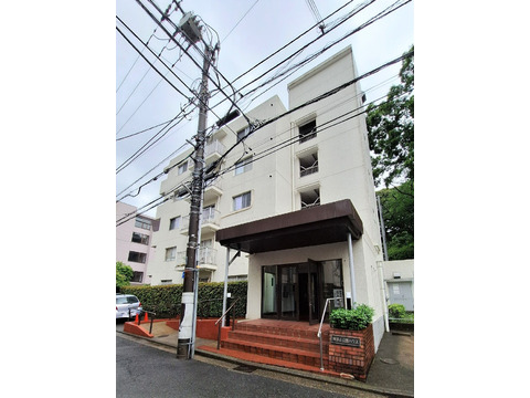 掃部山公園ハウス