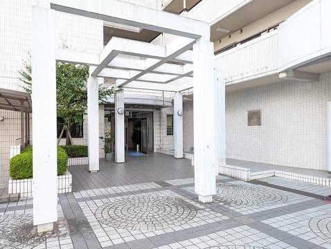 ユニベール宝塚-h