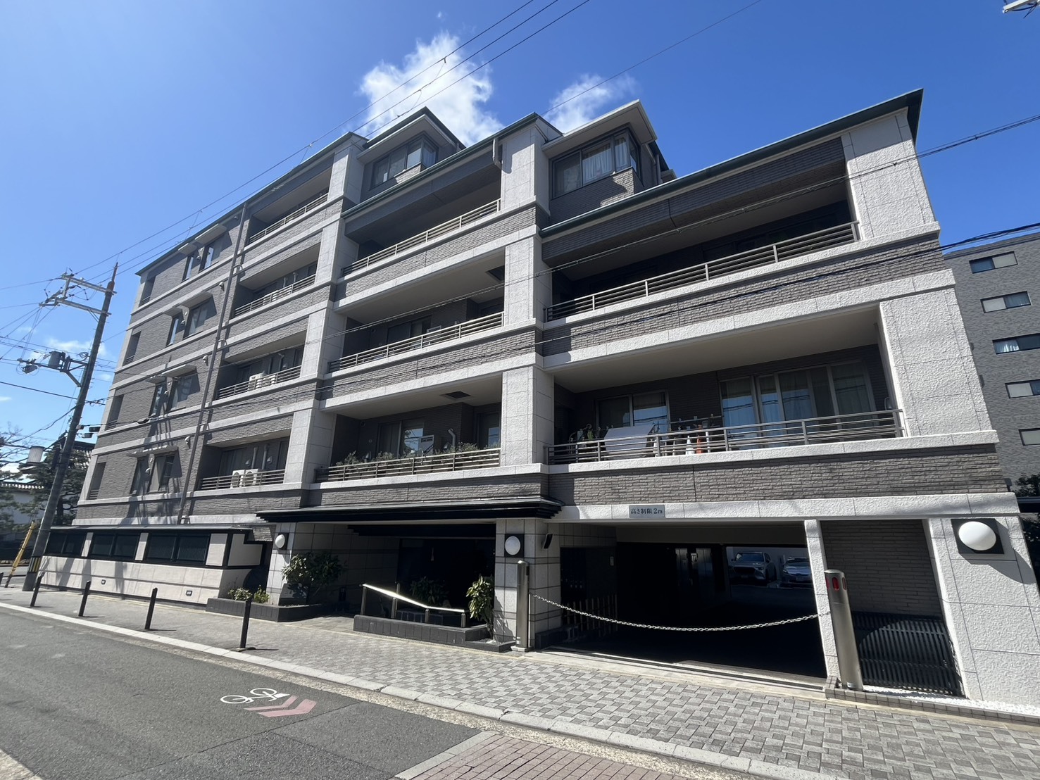 グラン・ブルー二条城北