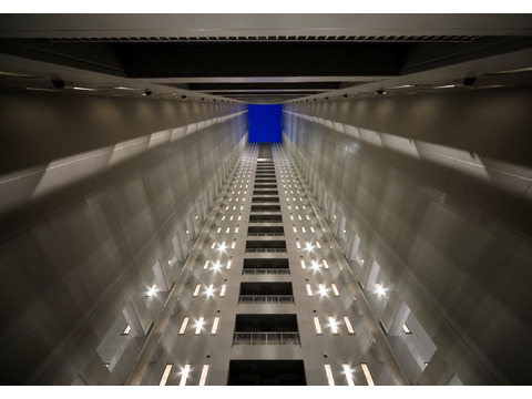 M.M.TOWERS FORESIS-h