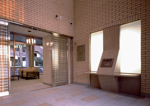 ガーデンアリーナ新百合ヶ丘-h