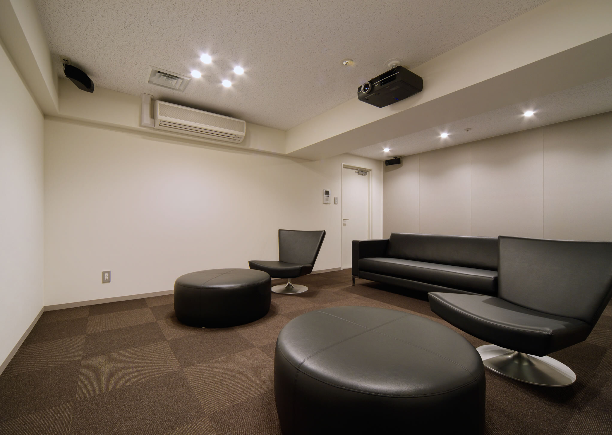 MID　OASIS　TOWERS-h