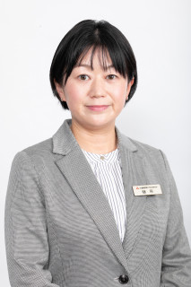 藤原　理佐子